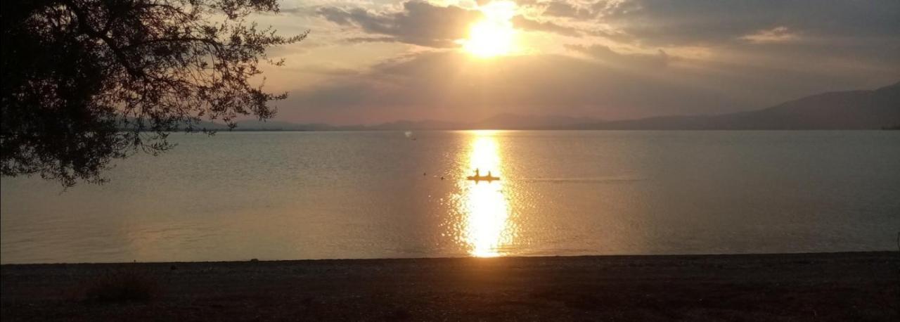 The Lake House" -Trichonida Lake Marathias  Exterior photo